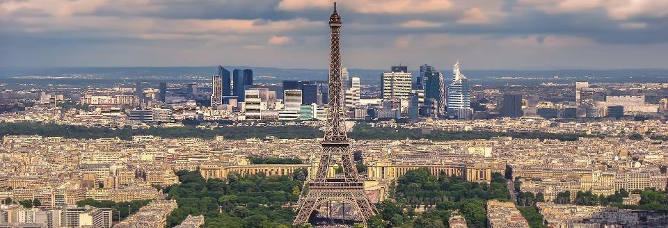 Paris city and the eiffel tour offers a nice location to do business in France